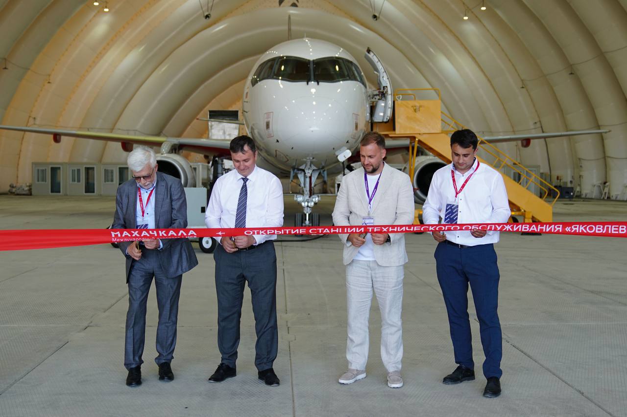«Яковлев» запустил линейную станцию технического обслуживания самолетов SSJ-100 в аэропорту Махачкалы
