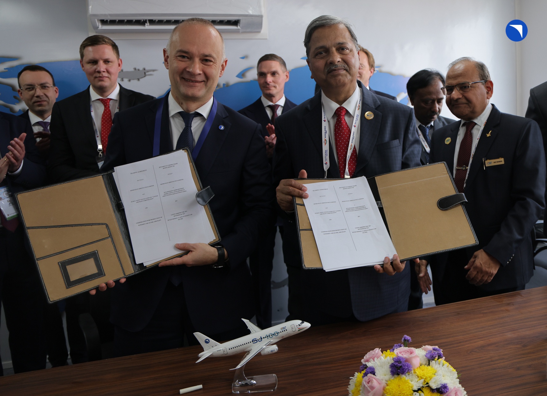 ОАК и HAL договорились производить SJ-100 в Индии